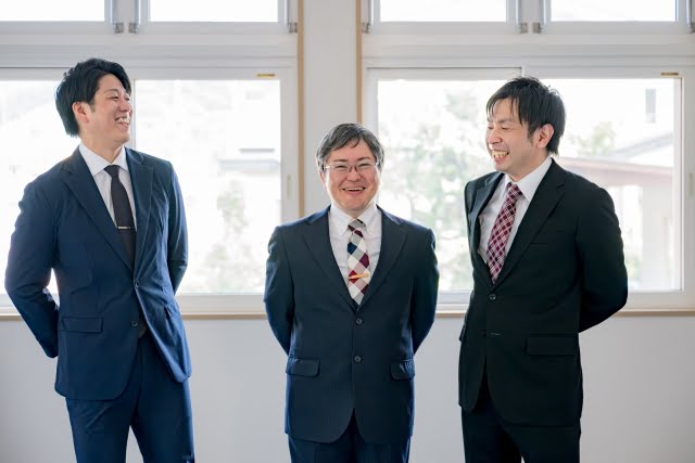 職場の人間関係をうまく調整する方法